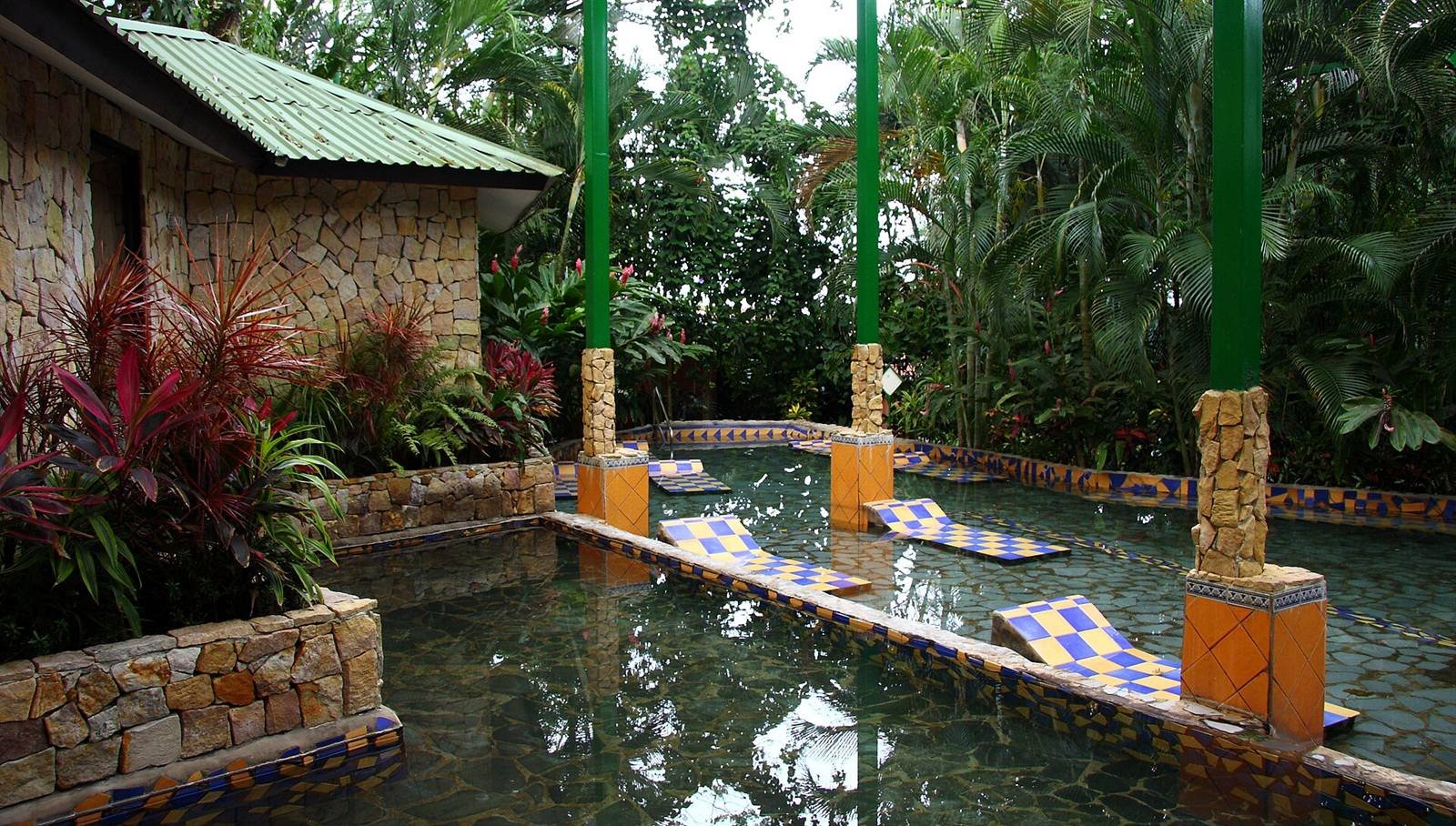 Hot springs · 12.4 km